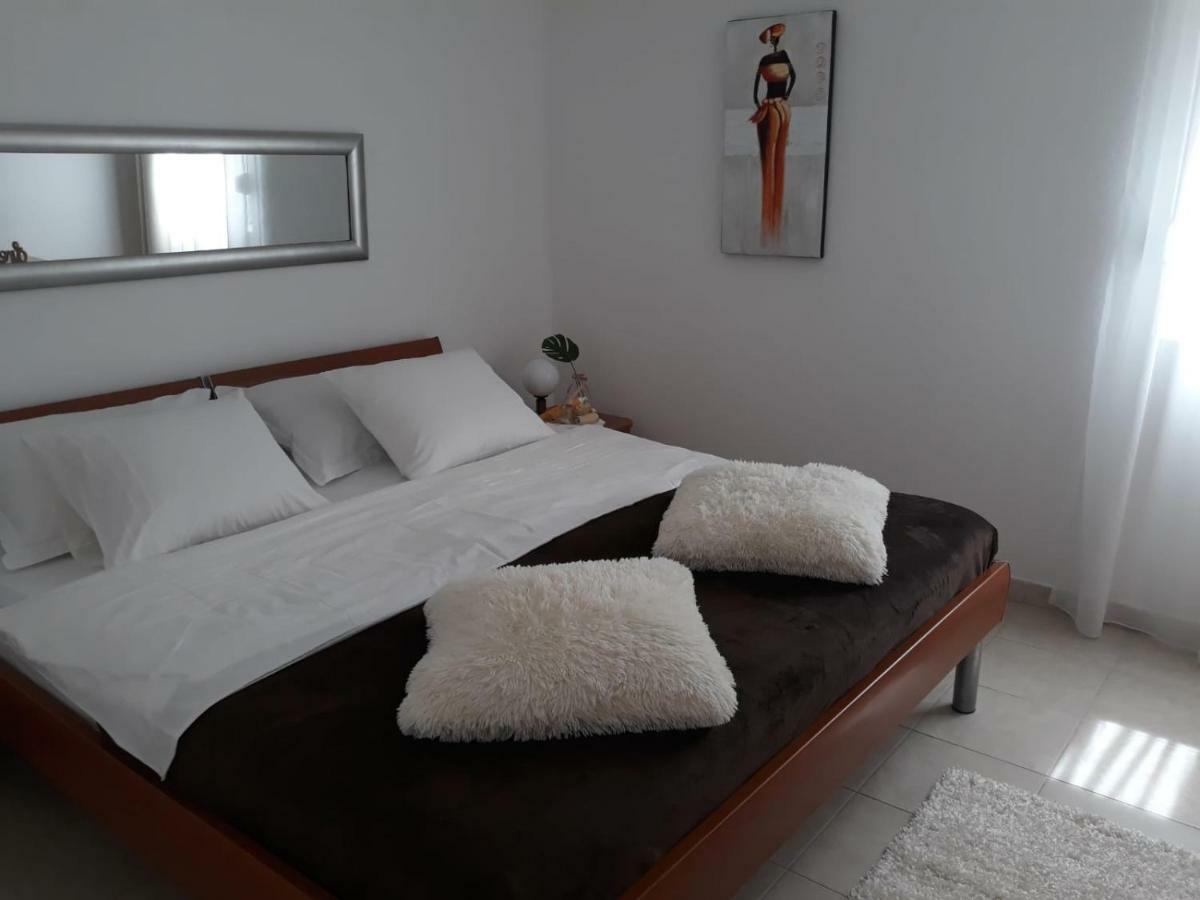 Holiday Home - Apartment Carmen Севид Экстерьер фото